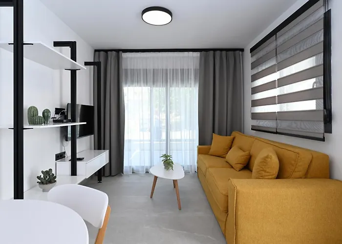 Agios Nikolaos Villas * 아이오스 니콜라오스