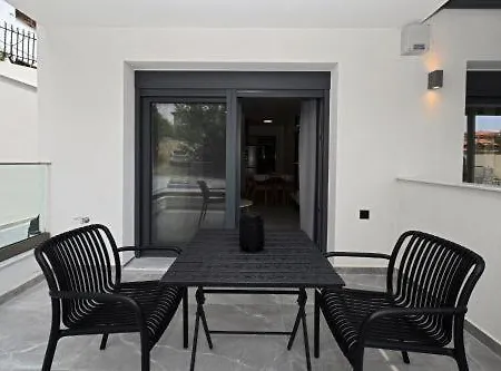 בית נופש Agios Nikolaos Villas