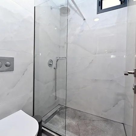 בית נופש Agios Nikolaos Villas *